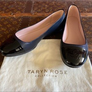 Taryn Rose Leather Flats Never Worn